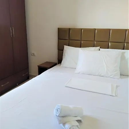 Ahmeti * Ksamil