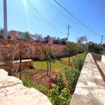 Ahmeti Apartment *
