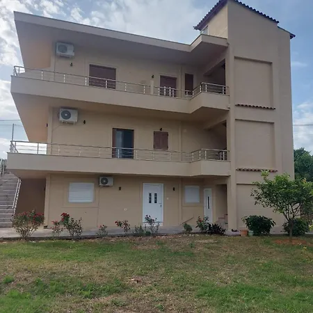 Ahmeti * Ksamil