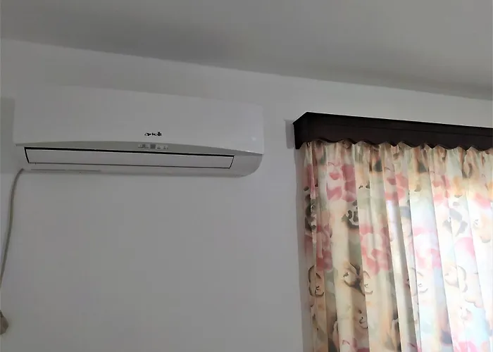 Ahmeti Apartament Ksamil